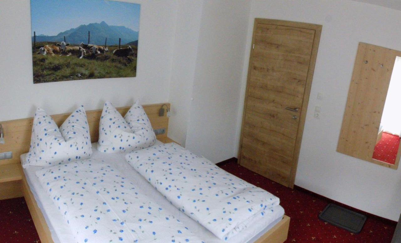 Haus Maria Bed and Breakfast Gerlos Exteriör bild