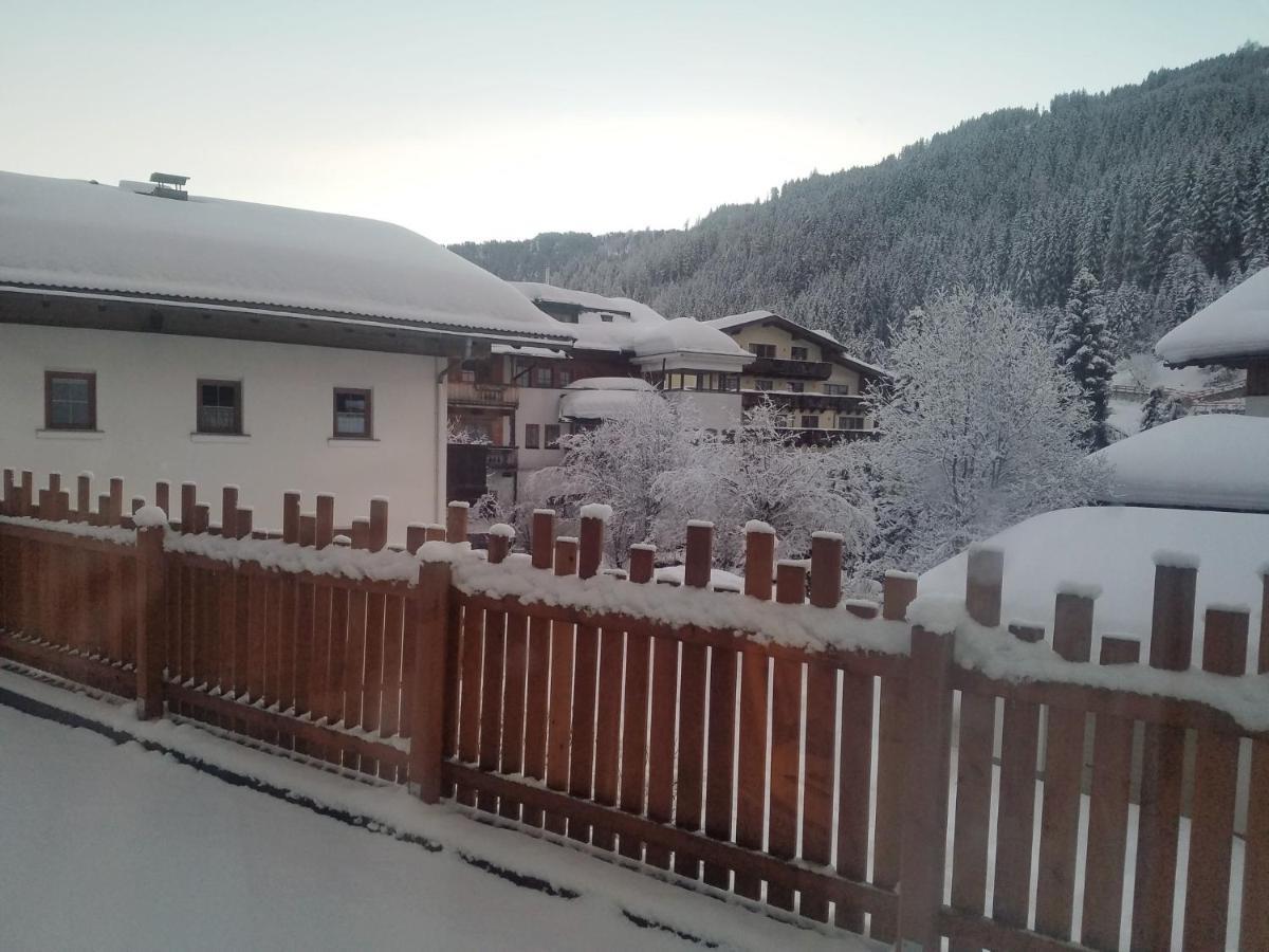 Haus Maria Bed and Breakfast Gerlos Exteriör bild